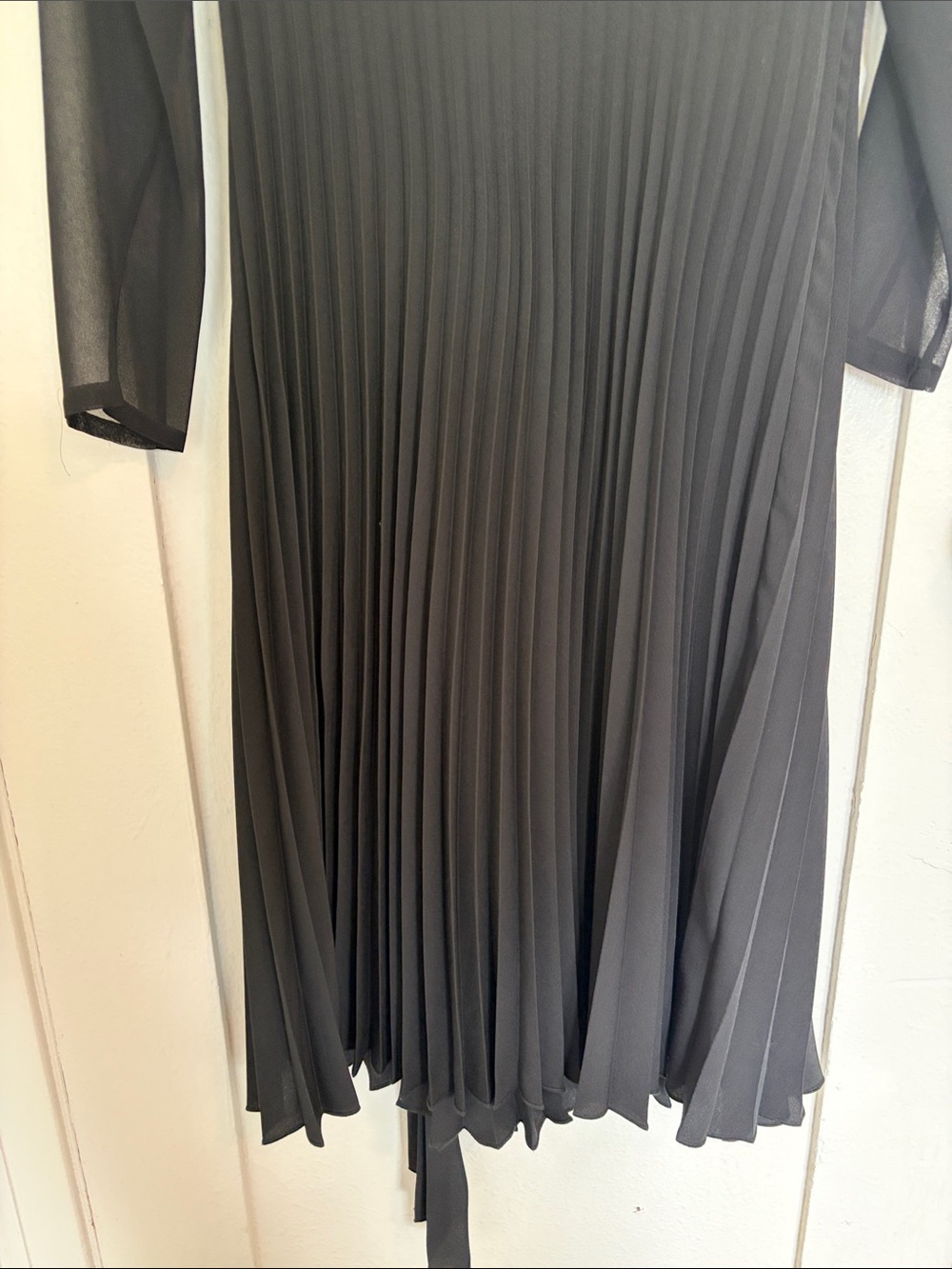 Sandro Dual-material long-sleeved dress US 6 - Picture 11 of 13